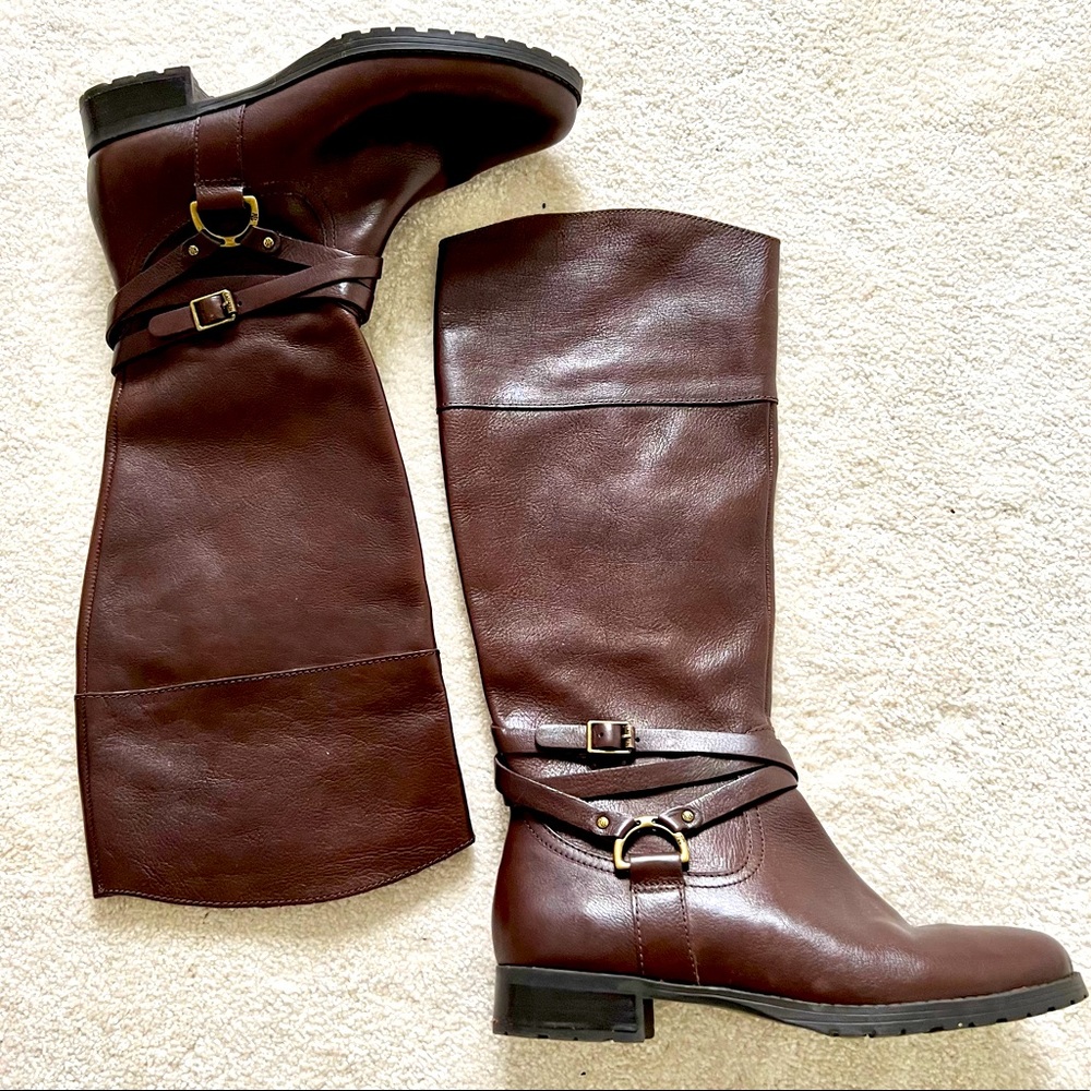 Lauren Ralph Lauren Boots. Brown leather, Size US 8.5. Never worn!